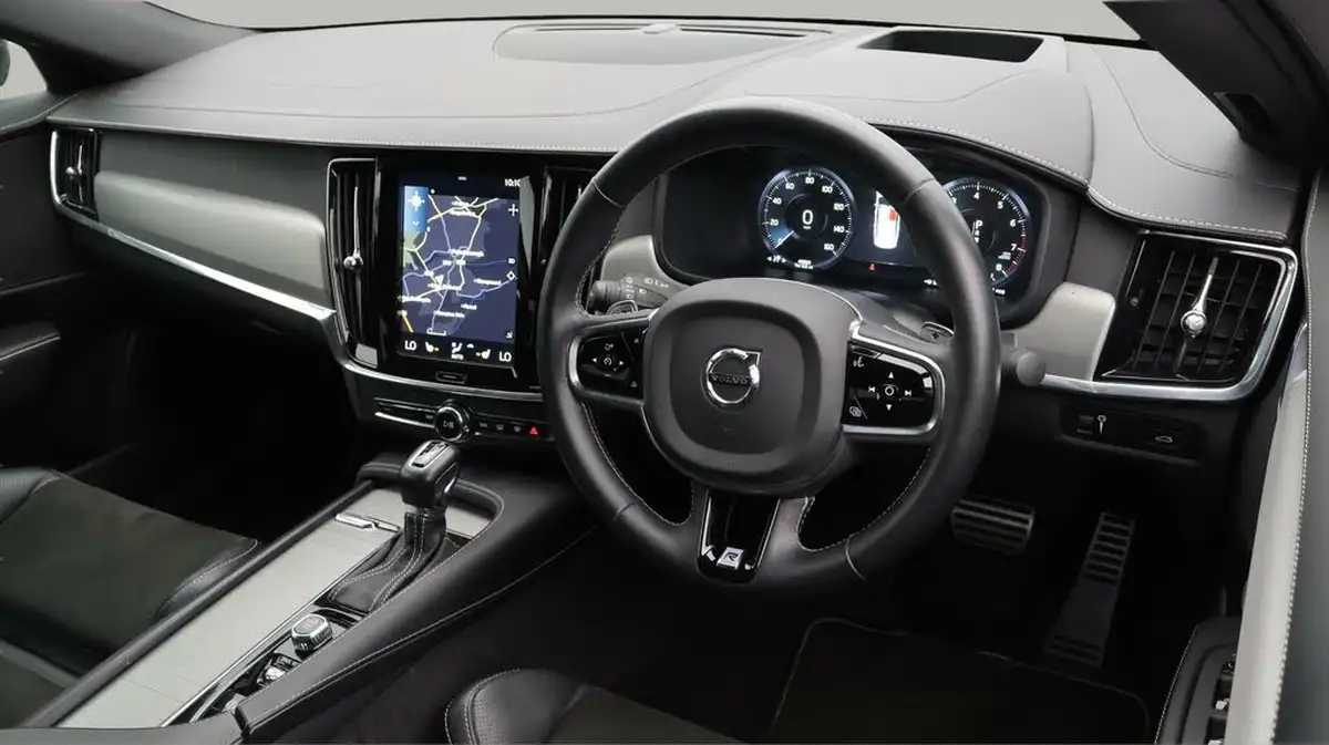 2020-volvo-s90-20-t4-r-design-plus-big-9