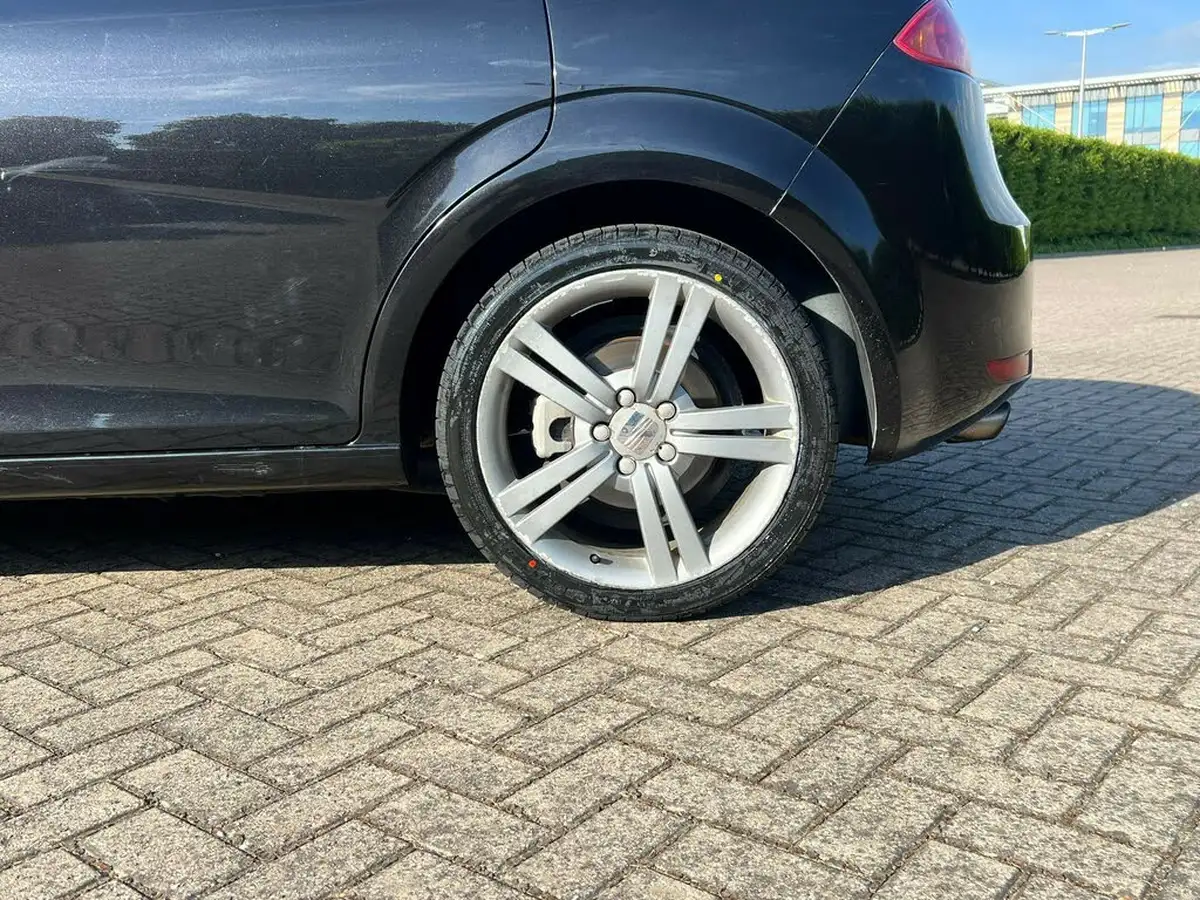 2007-seat-leon-20-fr-t-fsi-dsg-big-34