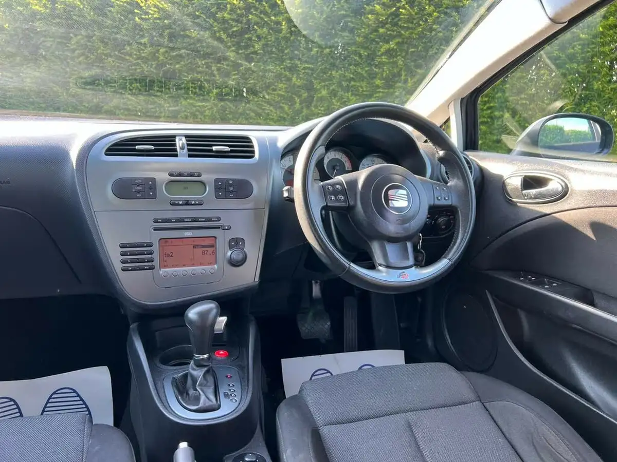2007-seat-leon-20-fr-t-fsi-dsg-big-10