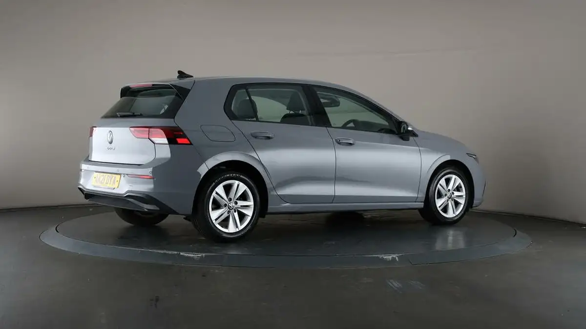 2021-volkswagen-golf-15-tsi-life-150ps-hatchback-big-63