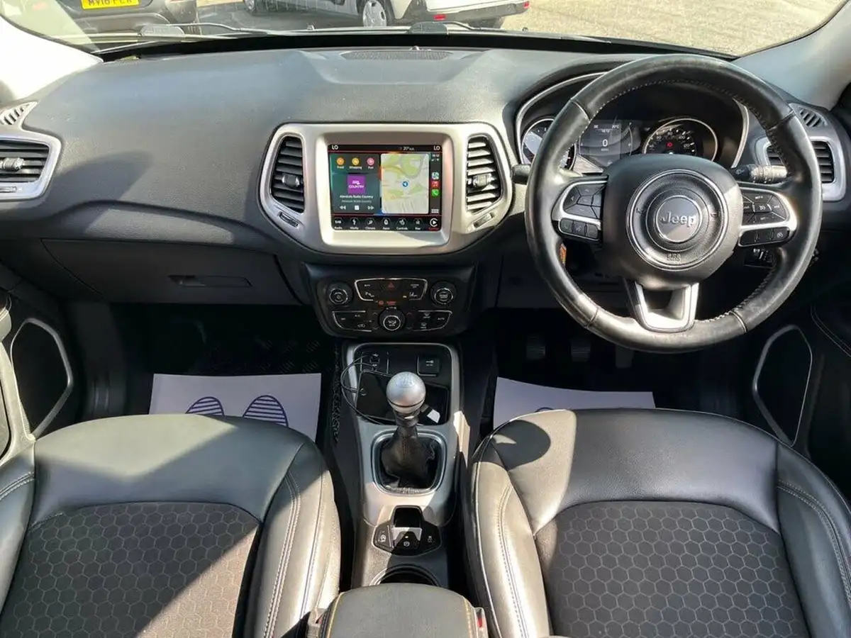 2019-jeep-compass-14-multiair-ii-longitude-big-8