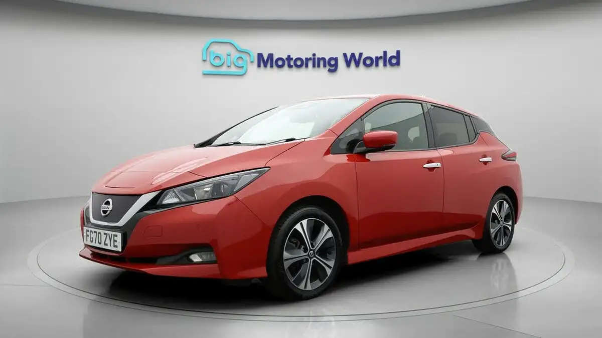 2020-nissan-leaf-e-n-connecta-big-2