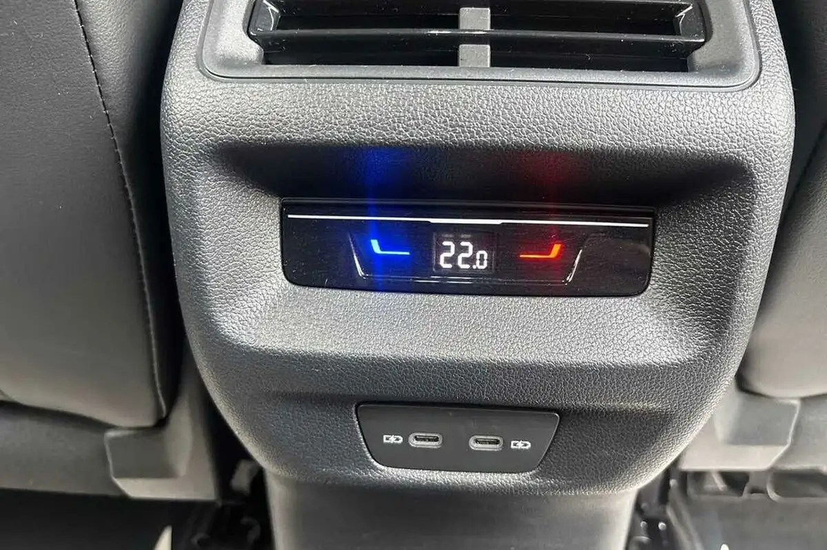 2024-volkswagen-tiguan-15-etsi-r-line-big-25