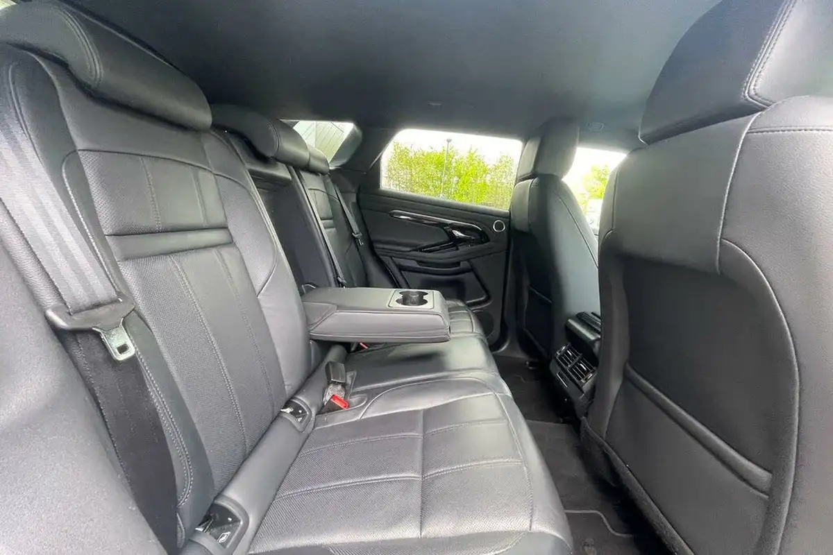 2022-land-rover-range-rover-evoque-20-d200-r-dynamic-se-big-39