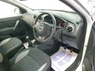 2015-dacia-sandero-stepway-09-laureate-small-17