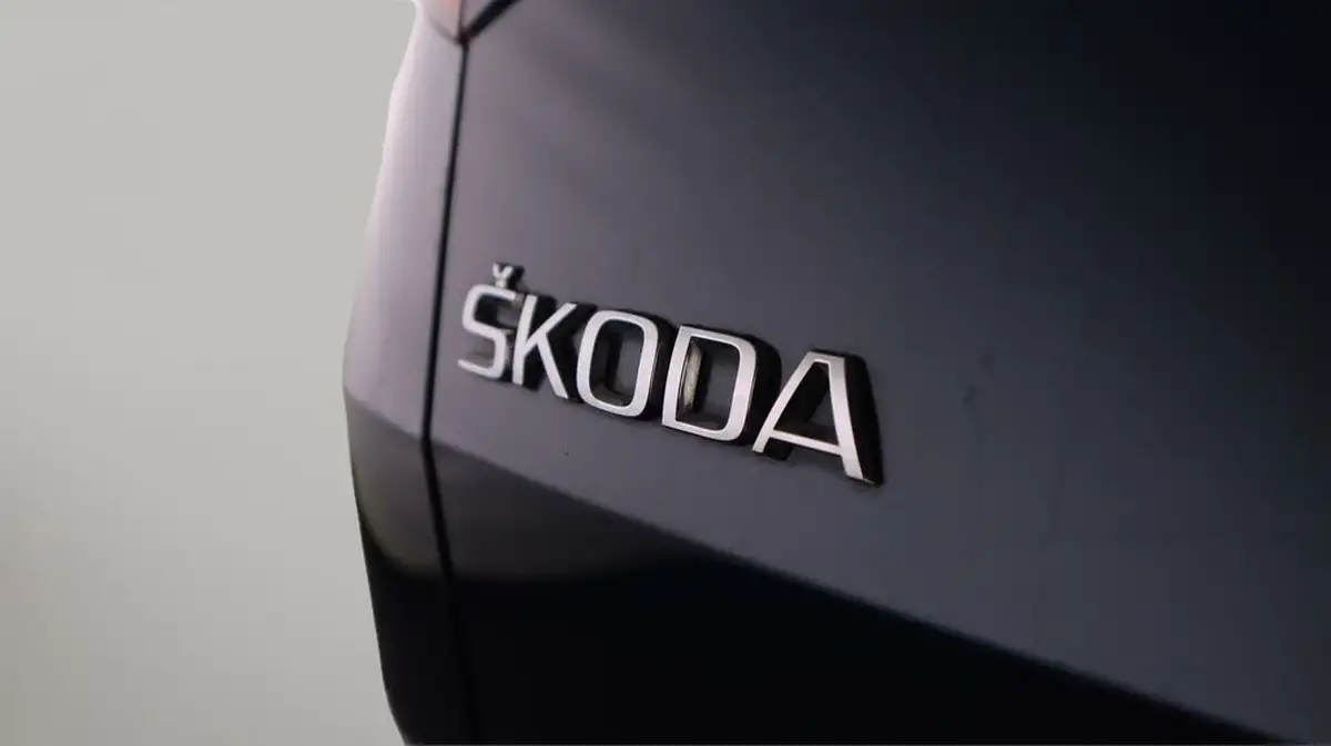 2019-skoda-karoq-16tdi-se-big-20