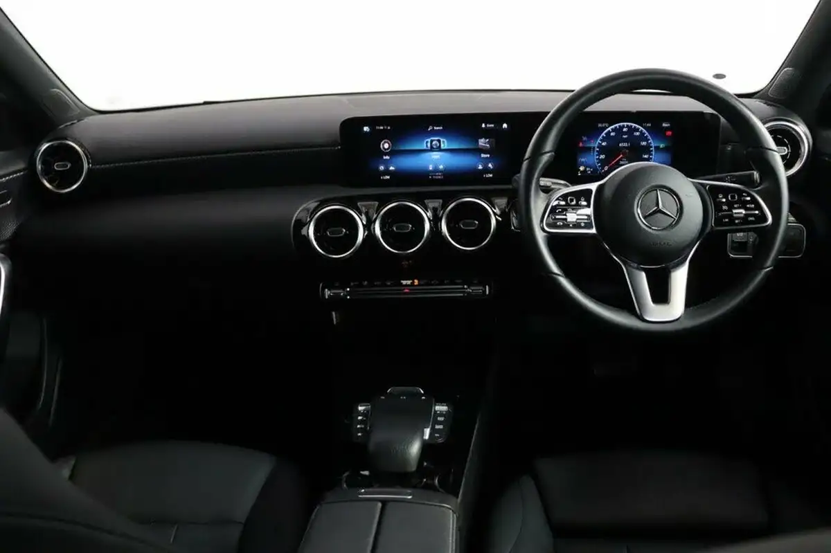 2022-mercedes-benz-a-class-13-a180-sport-executive-edition-hatchback-5d-7g-dct-big-7