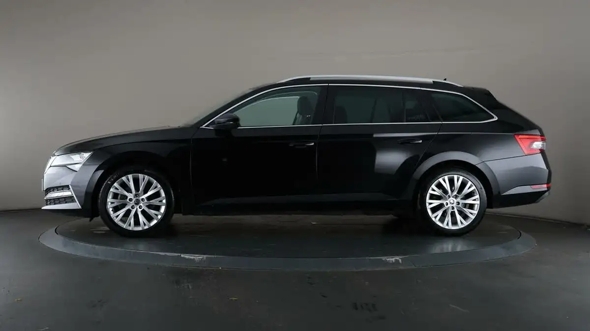 2021-skoda-superb-14-tsi-se-l-estate-big-38