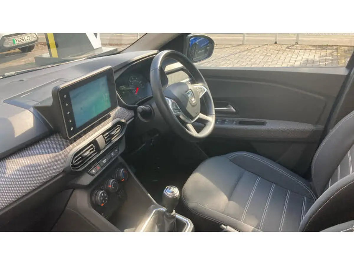 2021-dacia-sandero-10-tce-comfort-90bhp-big-8