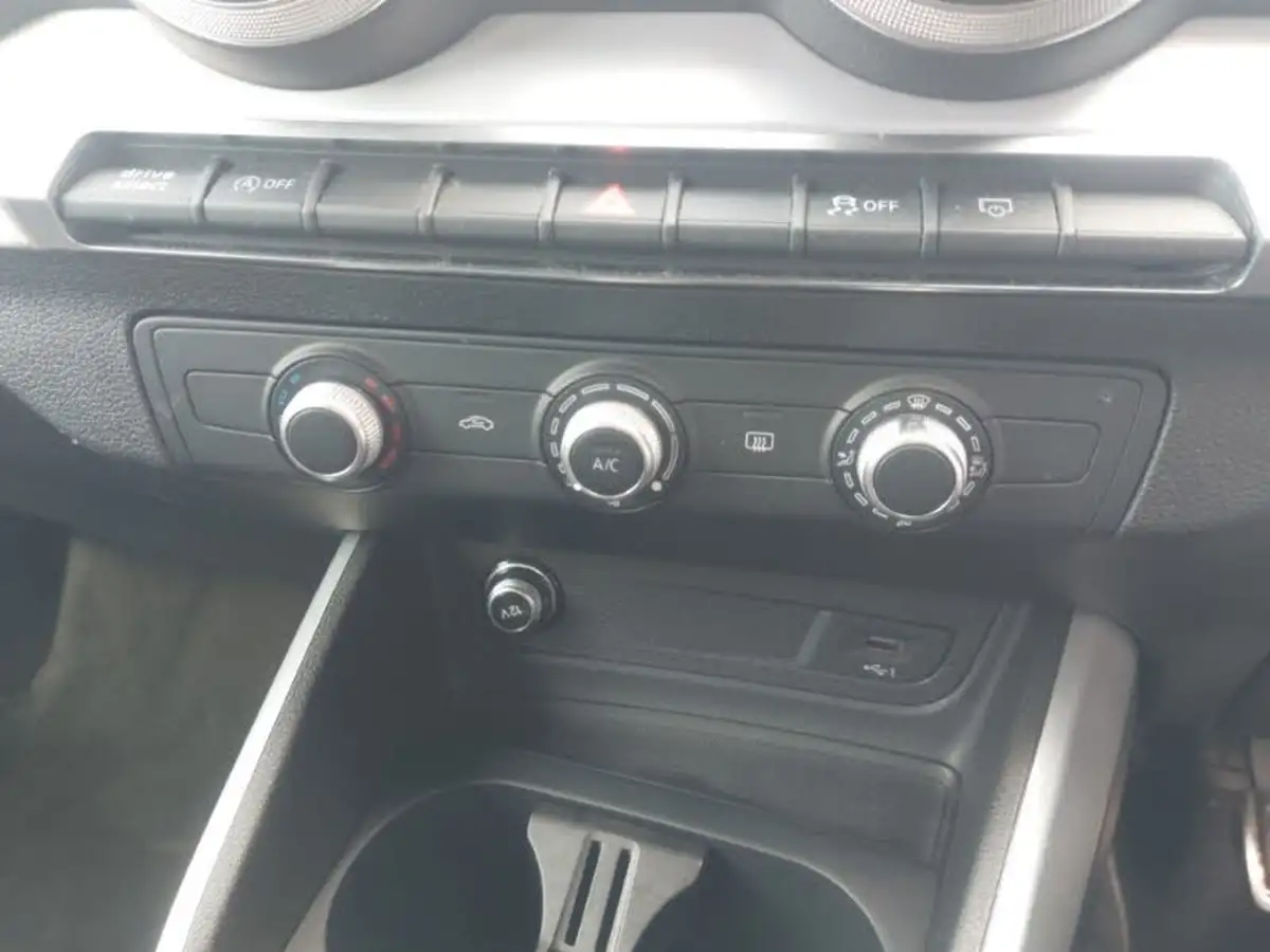 2022-audi-q2-15-35-tfsi-s-line-big-10