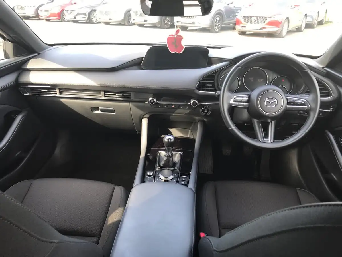 2022-mazda-mazda3-20-sport-lux-122ps-hatchback-5d-big-3