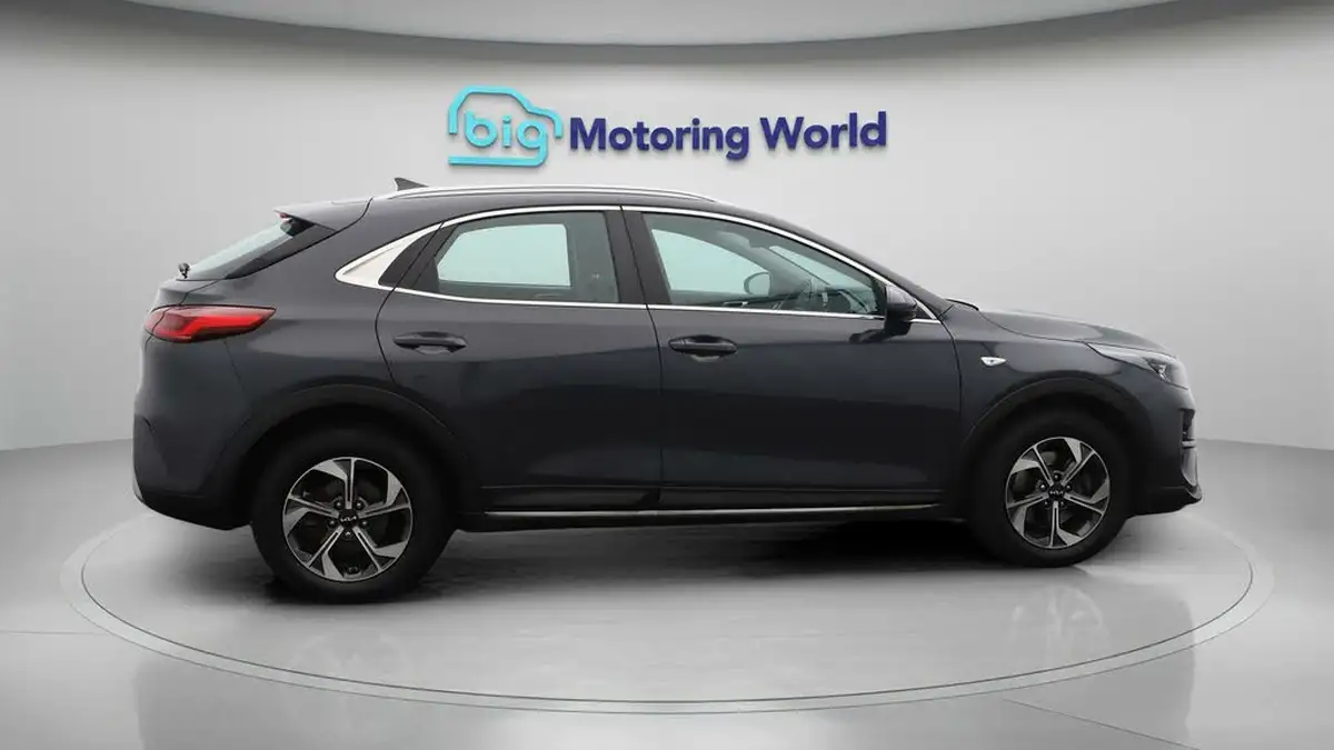 2022-kia-xceed-10-t-gdi-2-big-8