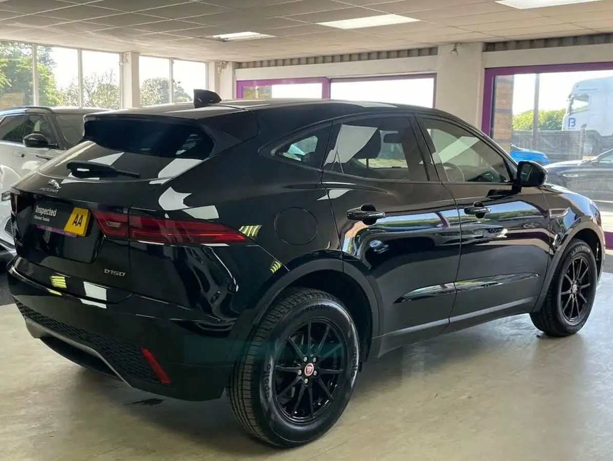 2019-jaguar-e-pace-20-i4d-150ps-big-10