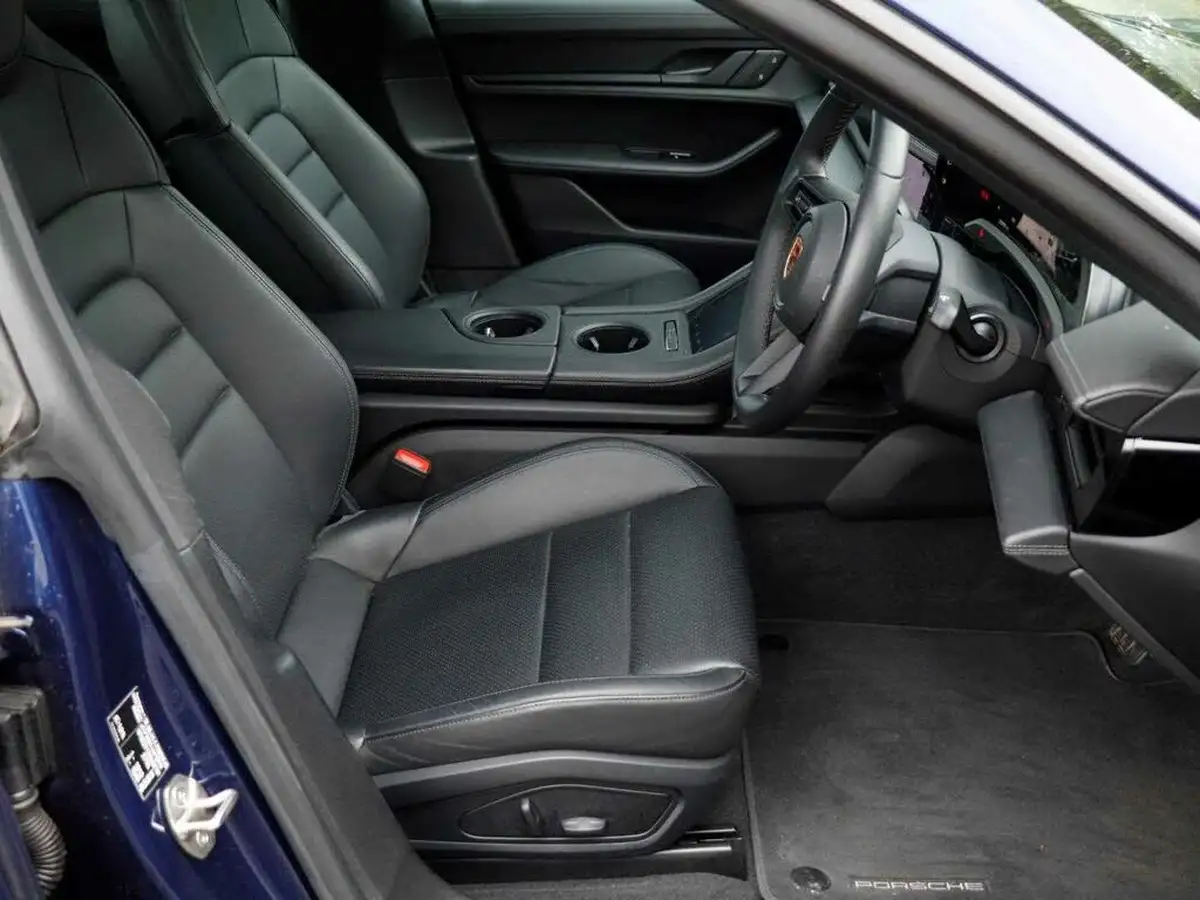 2022-porsche-taycan-e-base-476ps-performance-battery-plus-big-19
