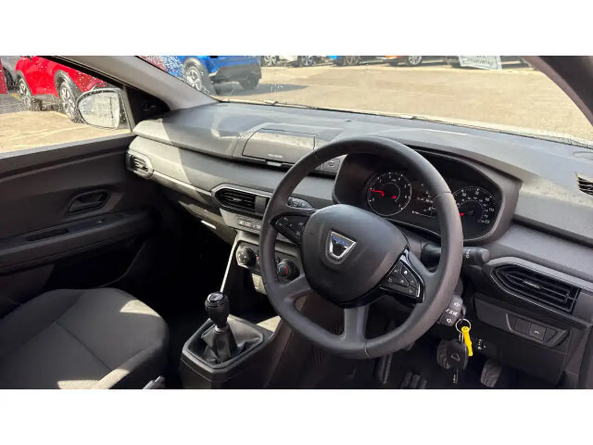 2022-dacia-sandero-big-10