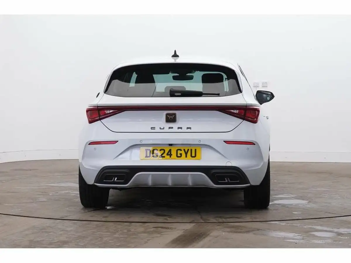 2024-cupra-leon-nf-15-etsi-v1-hatchback-big-7