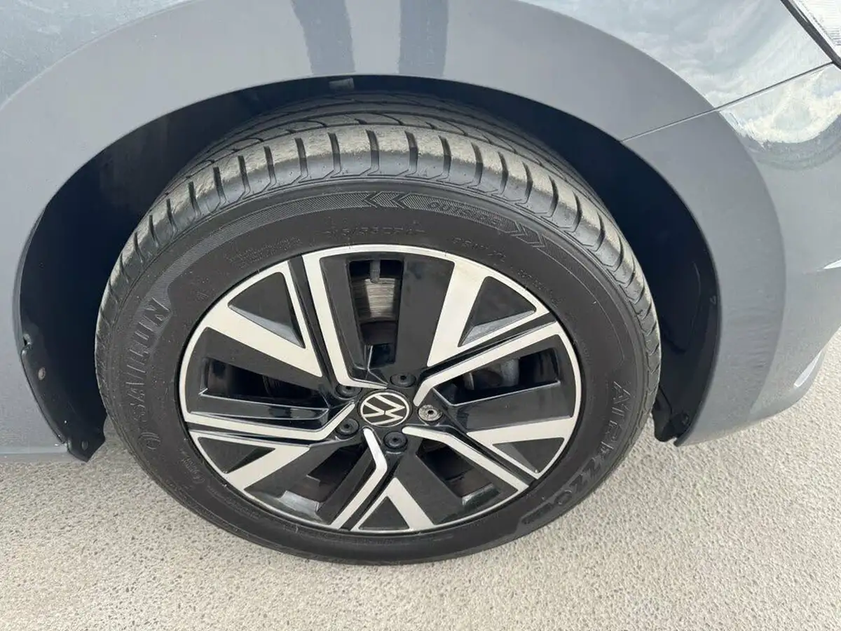 2021-volkswagen-touran-15-tsi-sel-dsg-big-41