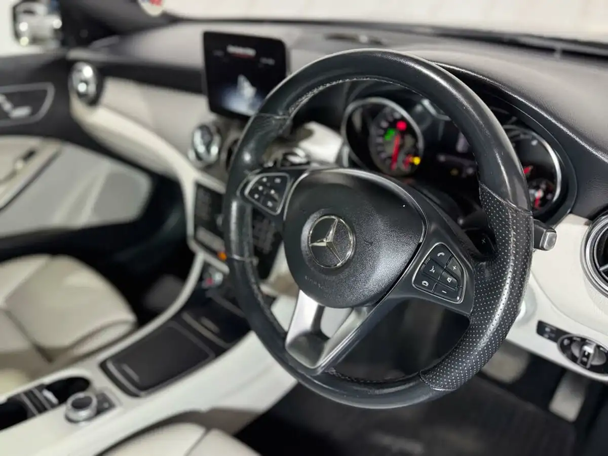 2019-mercedes-benz-gla-class-21d-gla-200d-sport-premium-plusss-big-12