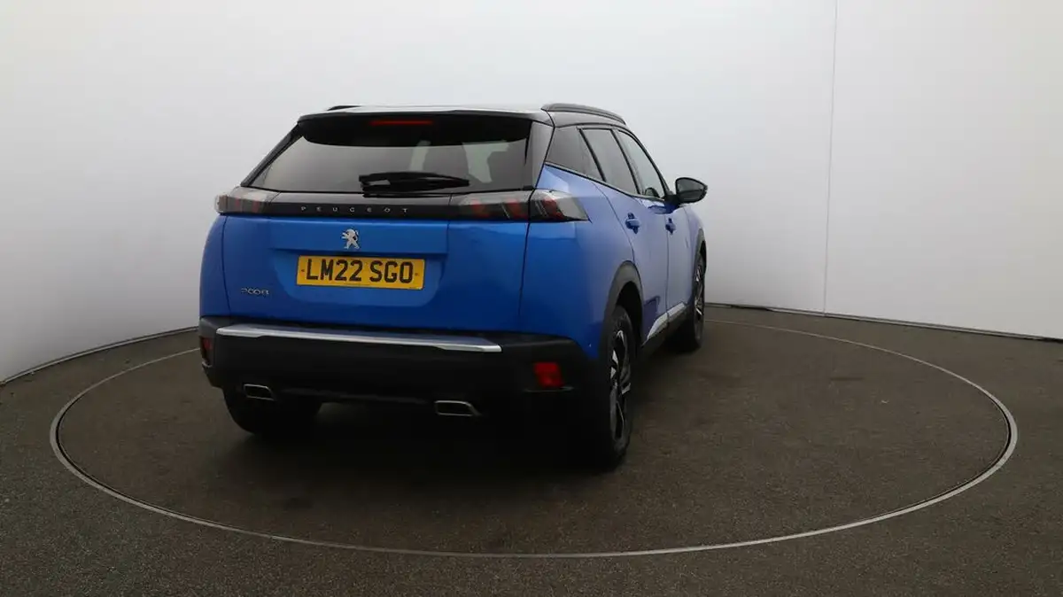 2022-peugeot-2008-suv-12-puretech-gt-big-56