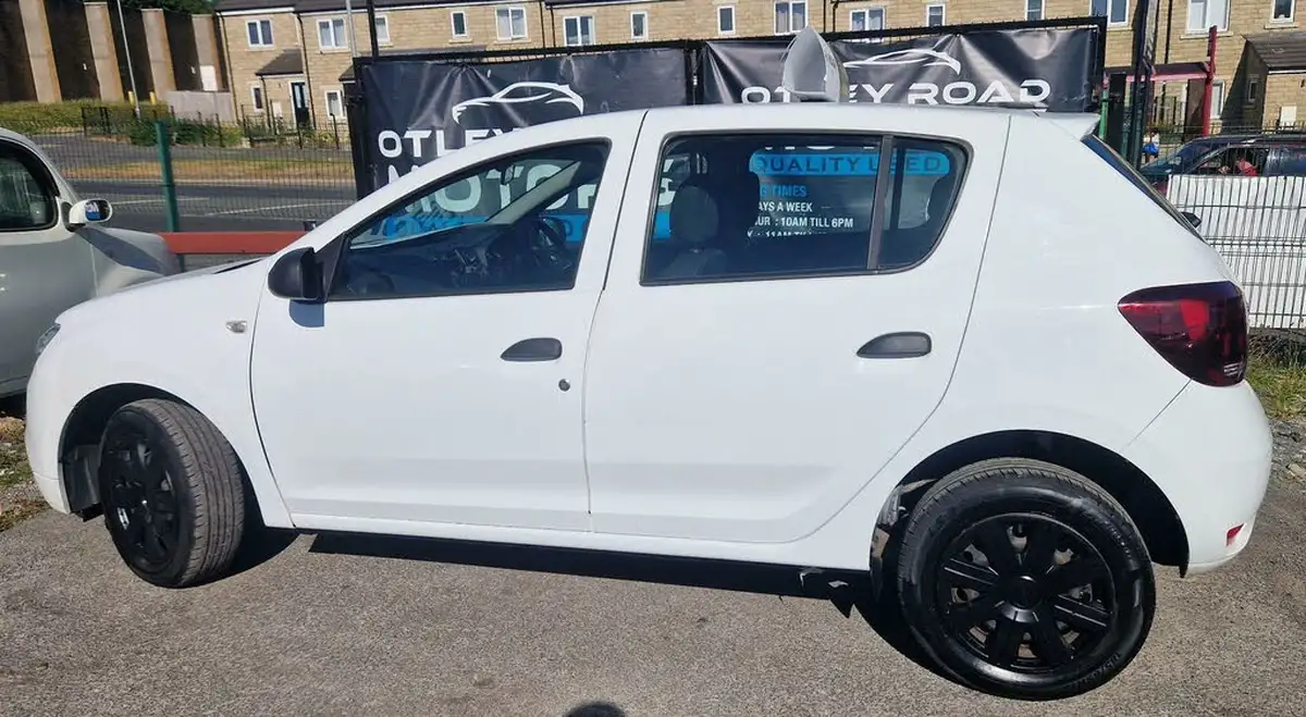 2017-dacia-sandero-10-sce-ambiance-big-26