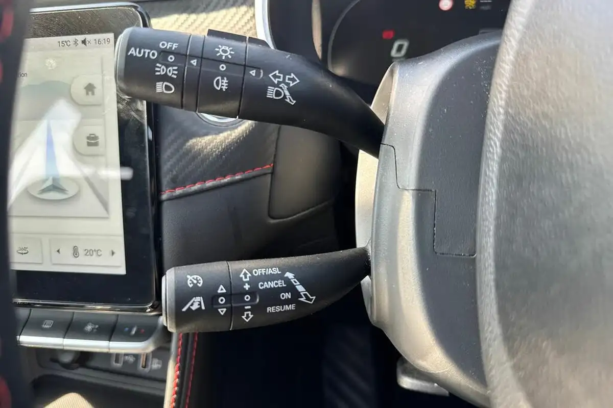 2022-mg-zs-suv-e-trophy-ev-156ps-long-range-big-29