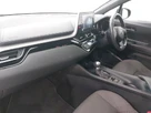 2022-toyota-c-hr-18-vvt-i-icon-small-4