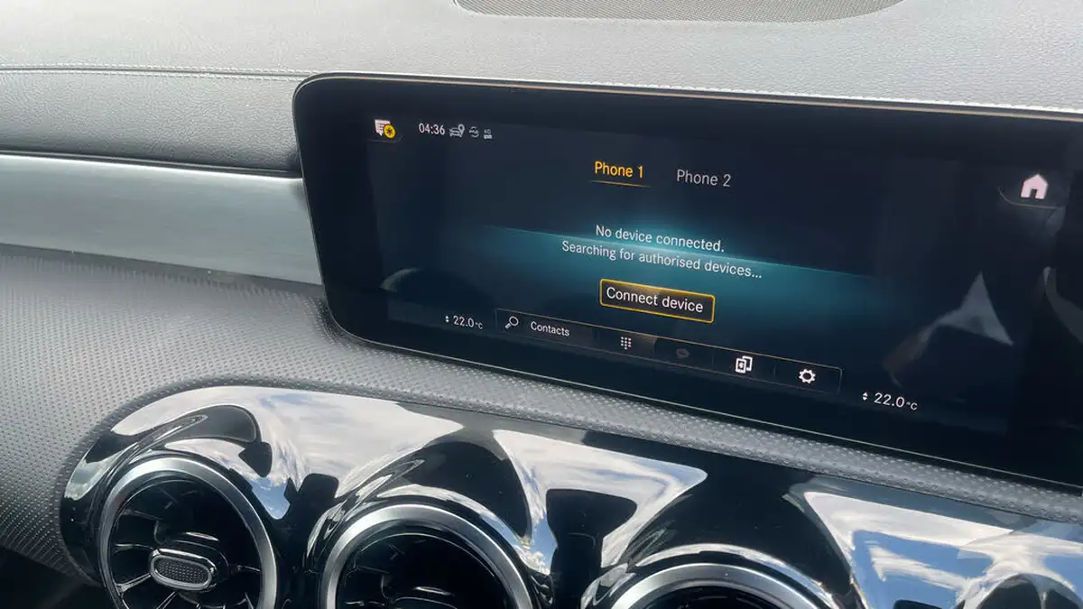 2021-mercedes-benz-cla-big-29