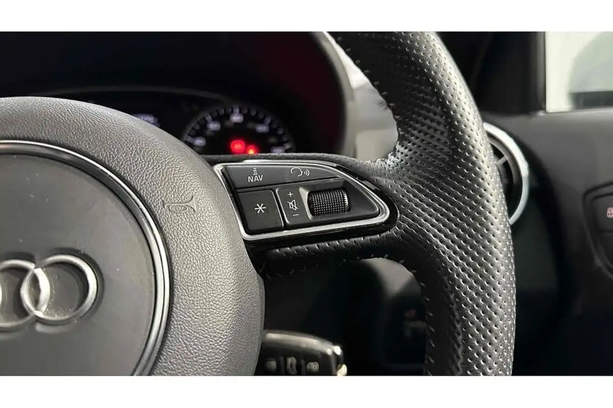 2018-audi-a1-14-tfsi-s-line-nav-125ps-sportback-5d-tronic-big-37