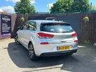 2017-hyundai-i30-16crdi-se-nav-110ps-blue-drive-hatchback-small-1
