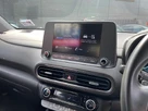 2023-hyundai-kona-16-gdi-se-connect-small-17