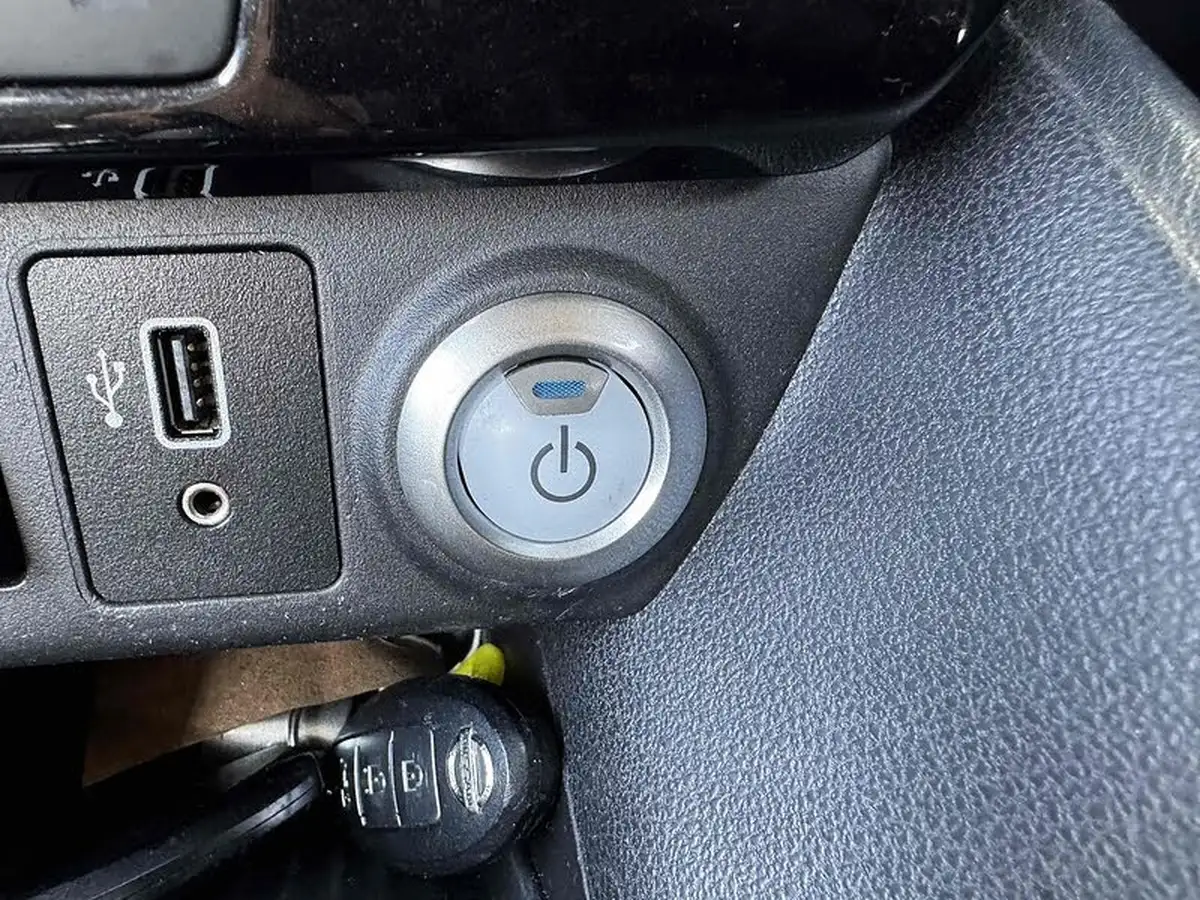 2020-nissan-leaf-e-n-connecta-big-37