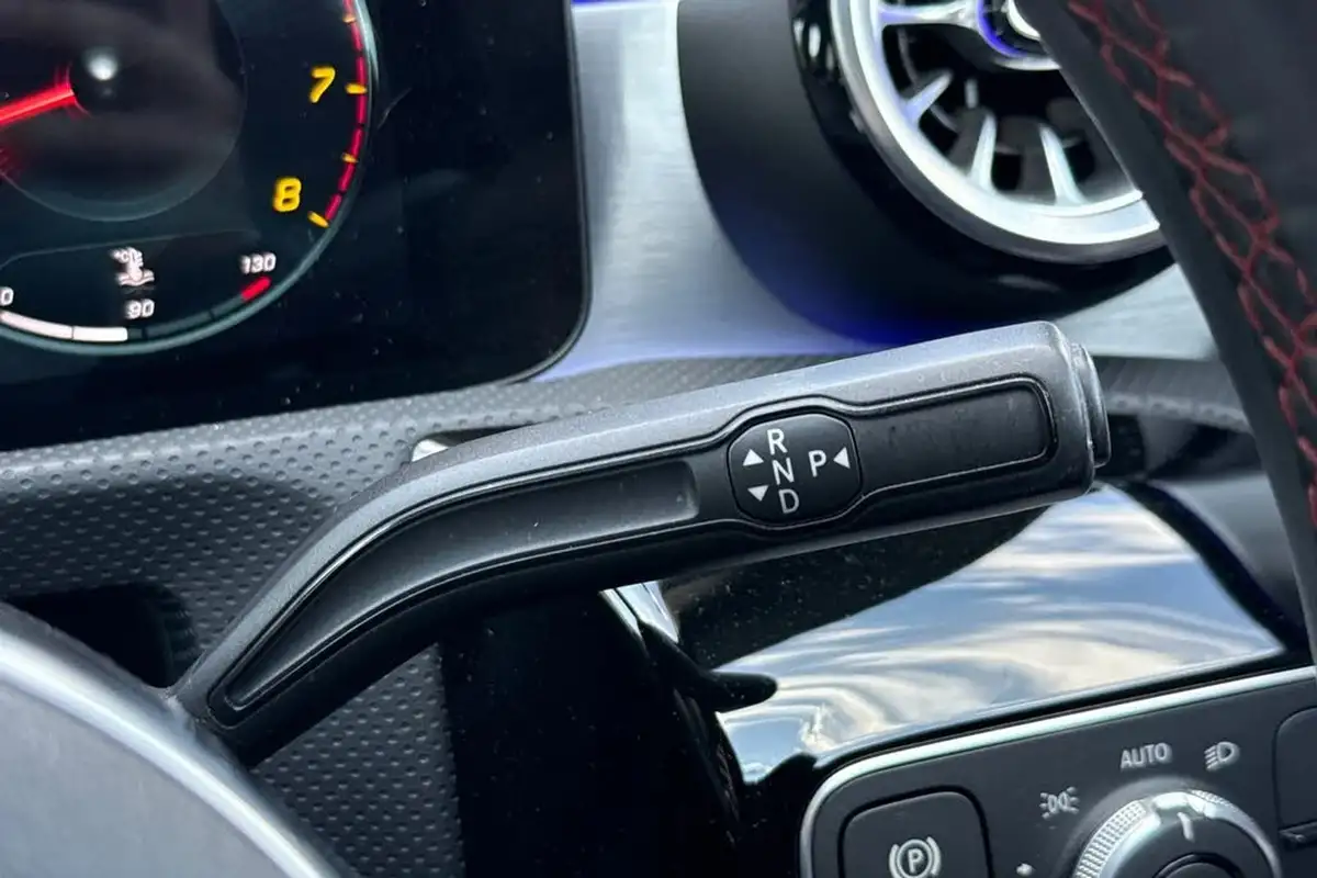 2021-mercedes-benz-cla-13-cla-180-amg-line-premium-plus-coupe-4d-big-22