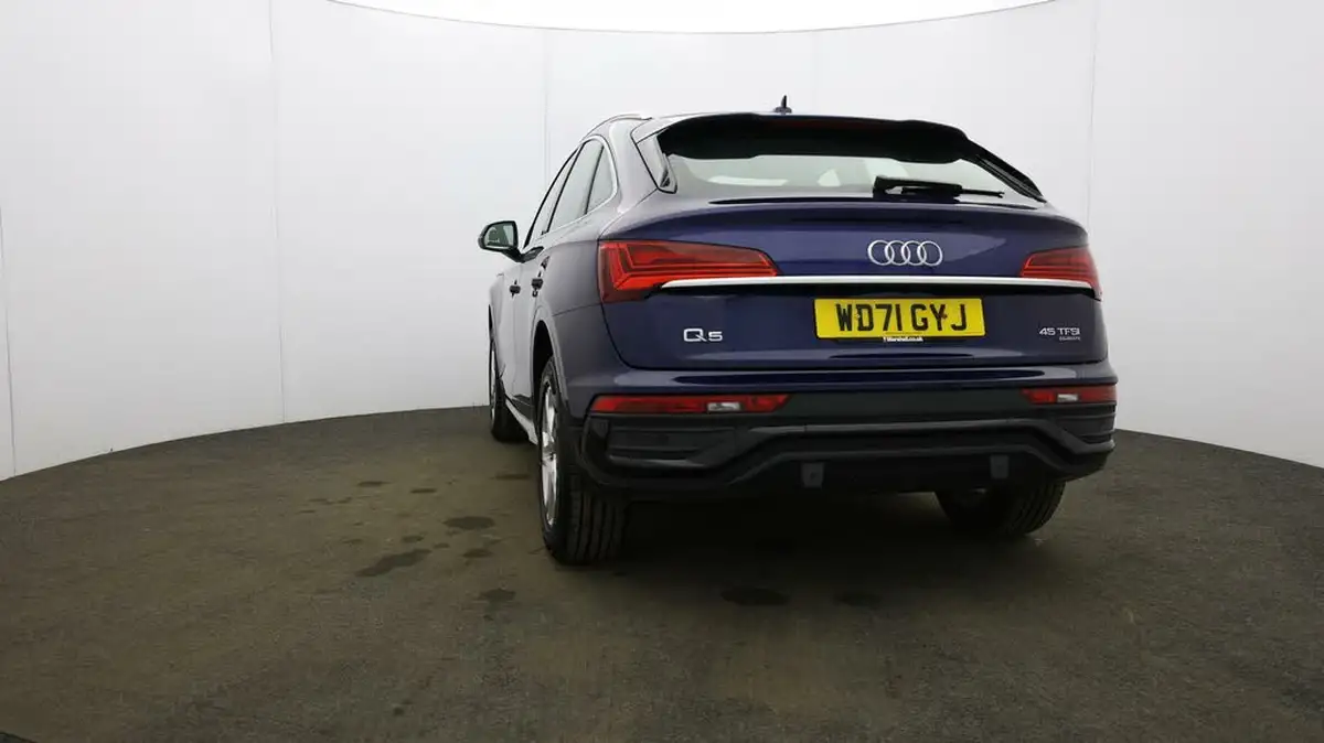 2022-audi-q5-20-45-tfsi-sportback-big-64