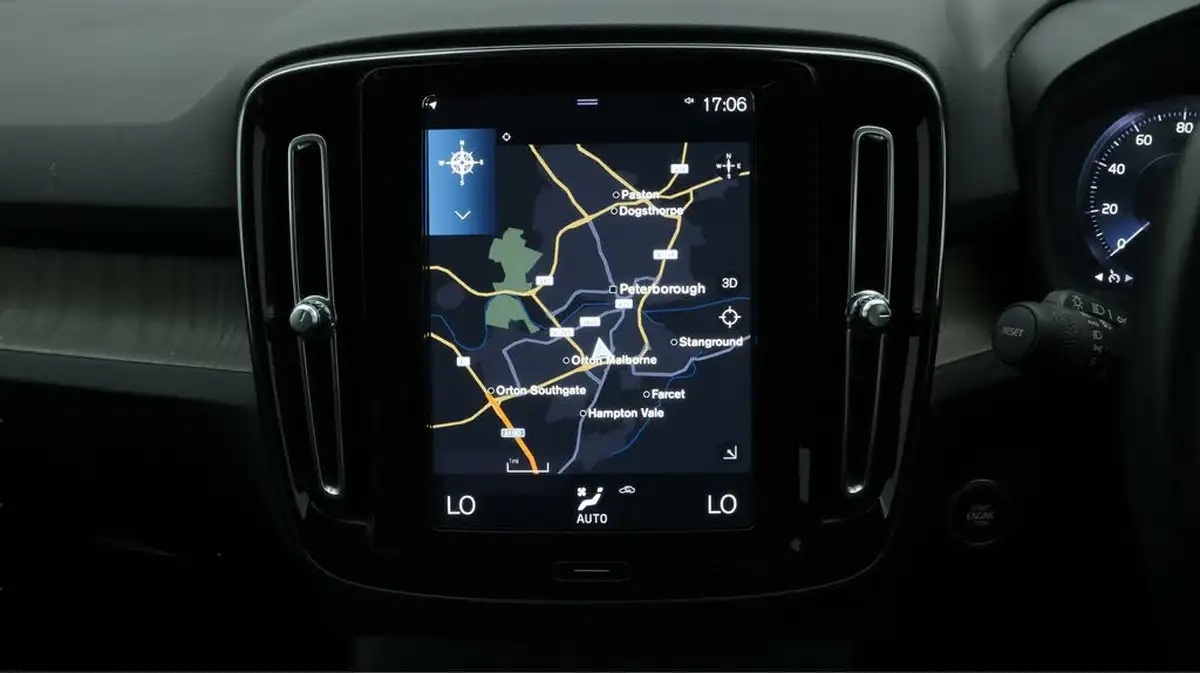 2020-volvo-xc40-15-t3-inscription-geartronic-big-11