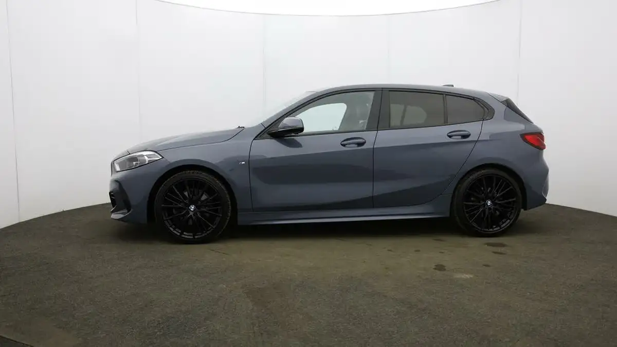 2020-bmw-1-series-big-66