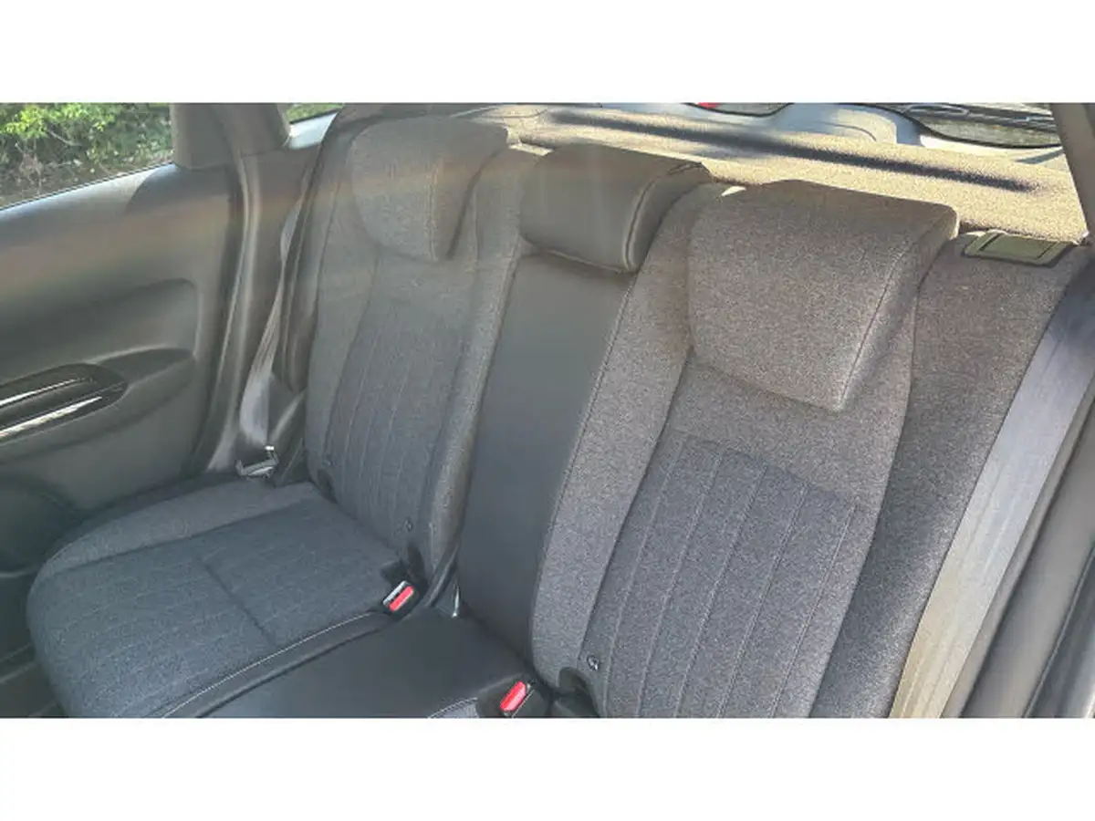 2021-honda-jazz-15-i-mmd-ex-107ps-big-7