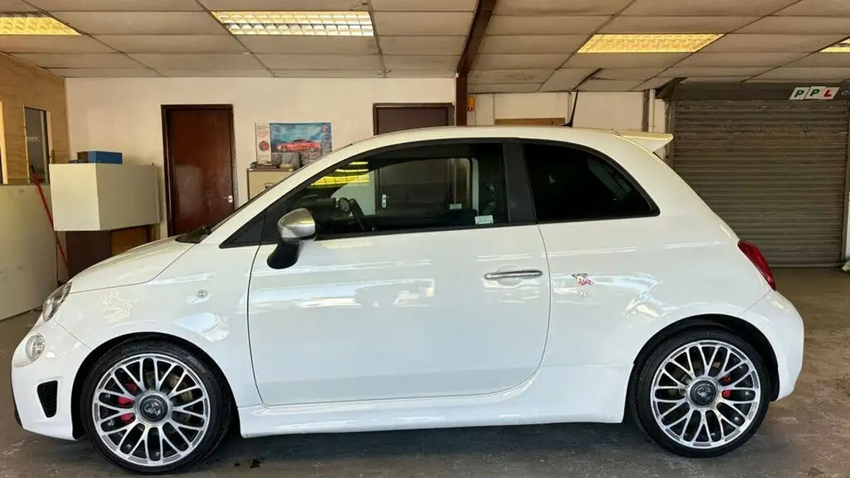 2018-abarth-595-14-tjet-turismo-big-8