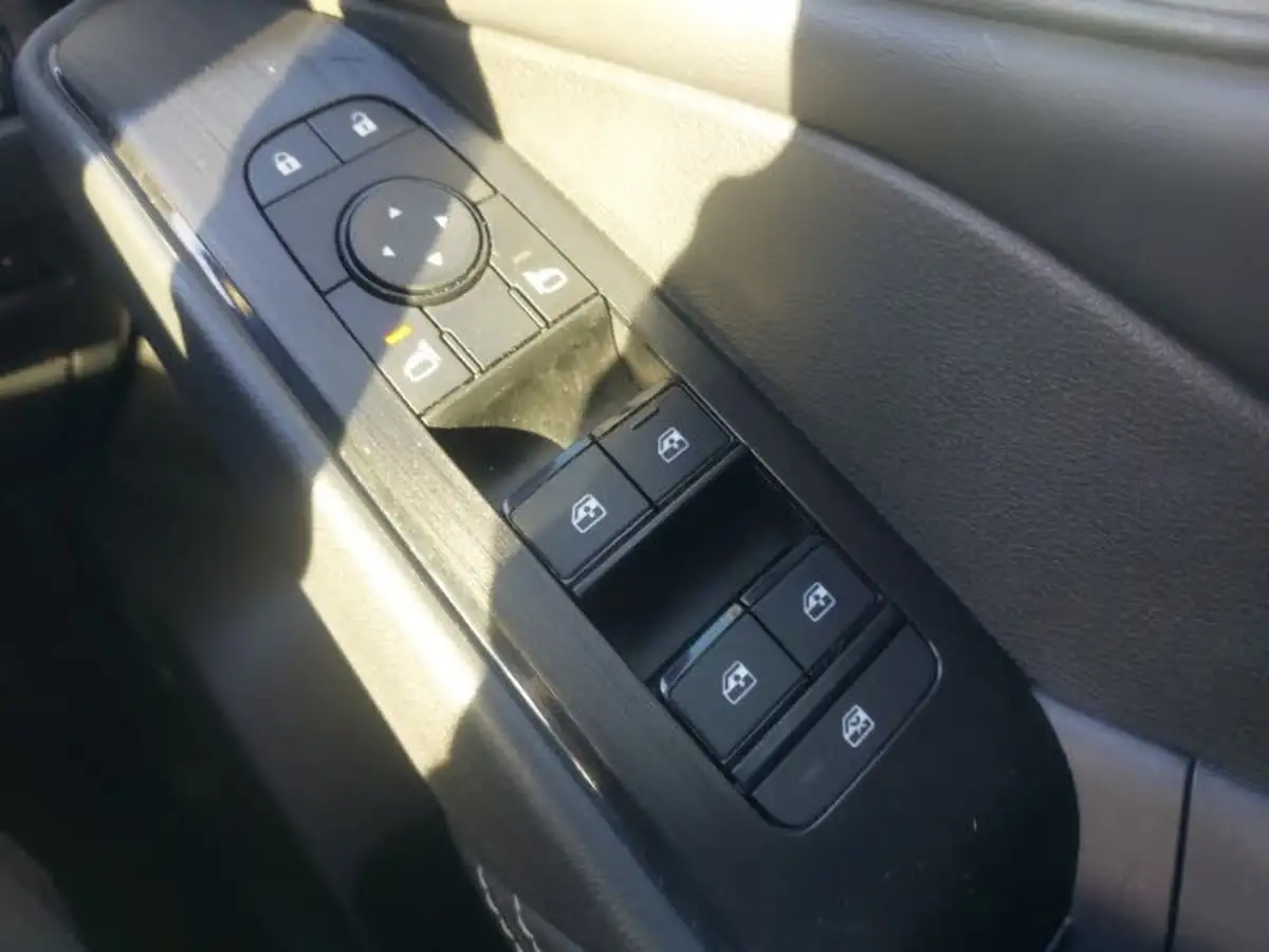 2022-nissan-qashqai-13-dig-t-acenta-premium-140ps-big-16