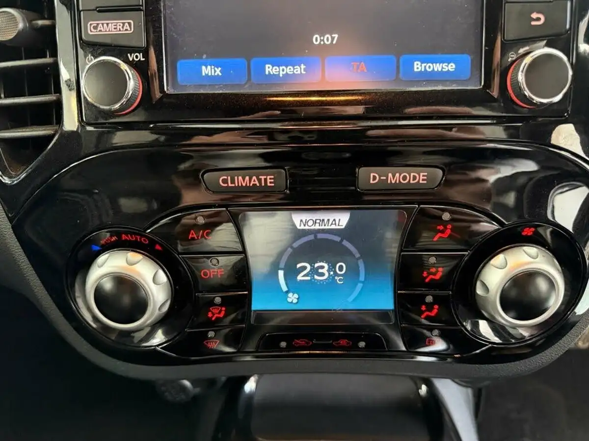 2018-nissan-juke-12-tekna-ss-big-37