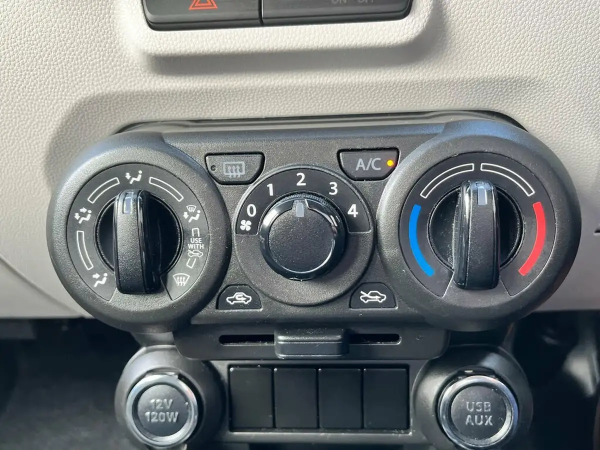 2020-suzuki-ignis-12-dualjet-sz-t-90ps-1242cc-ags-big-33