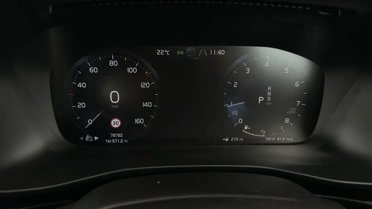 2021-volvo-xc40-15-t3-r-design-161bhp-auto-big-17