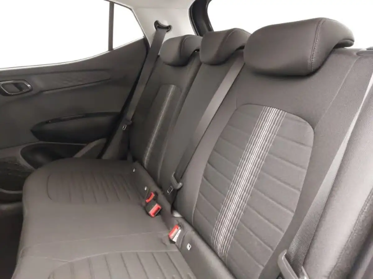2024-hyundai-i10-10-advance-63ps-auto-big-5