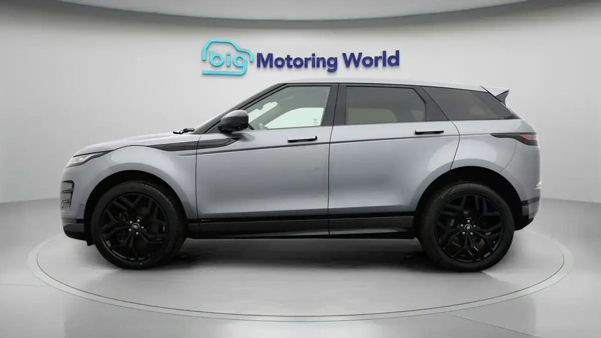 2021-land-rover-range-rover-evoque-20-d200-r-dynamic-se-big-3