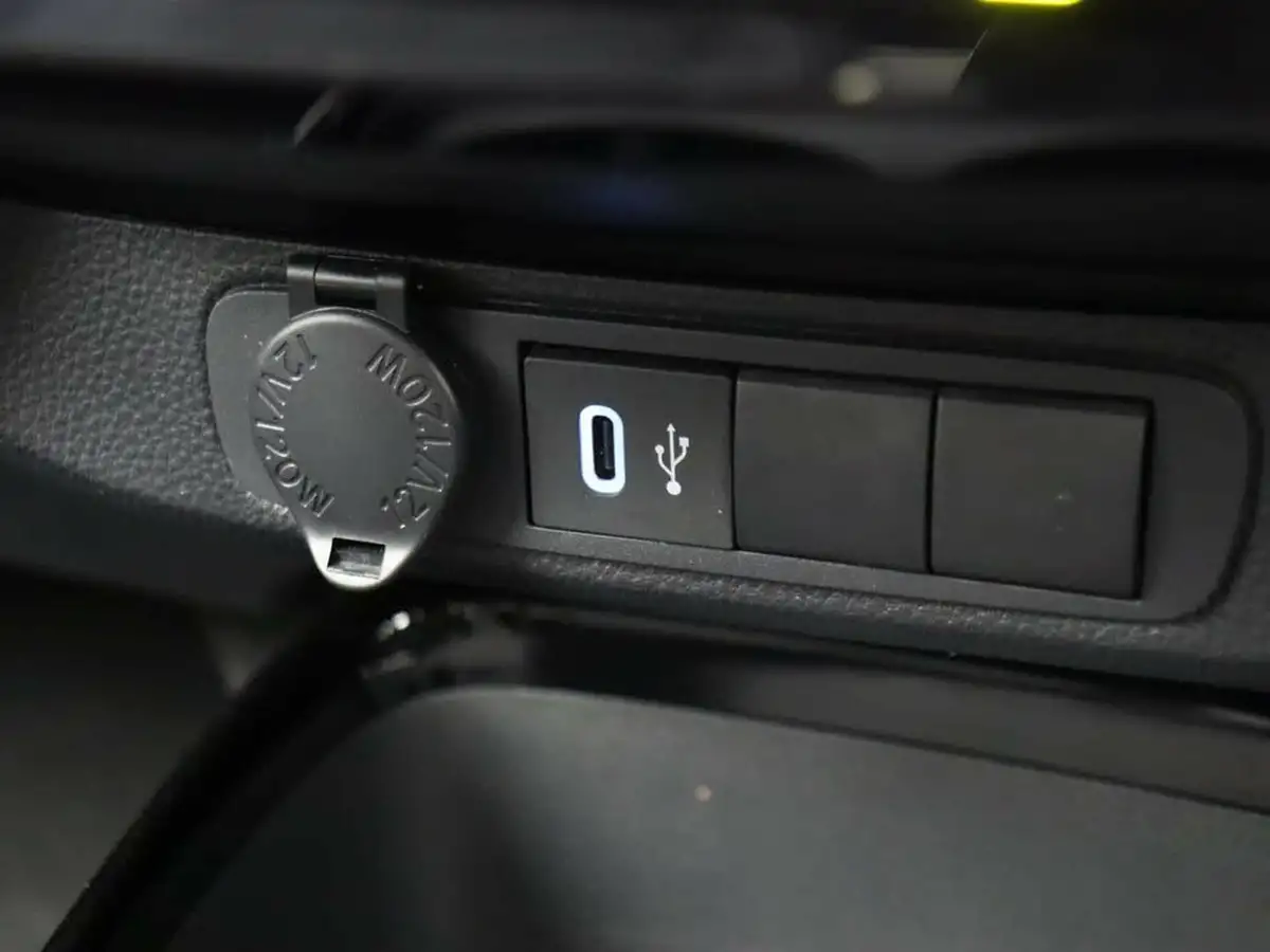 2024-toyota-aygo-x-10-vvt-i-edge-big-43