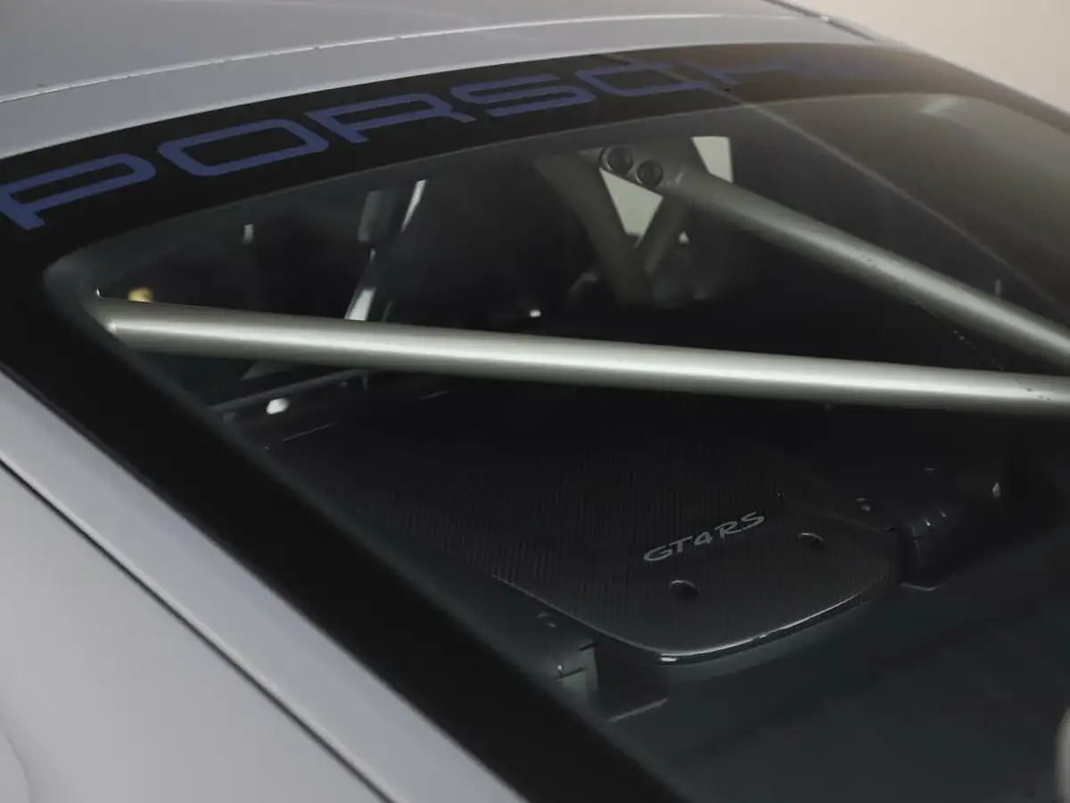 2024-porsche-cayman-718-40-cayman-gt4-rs-big-44