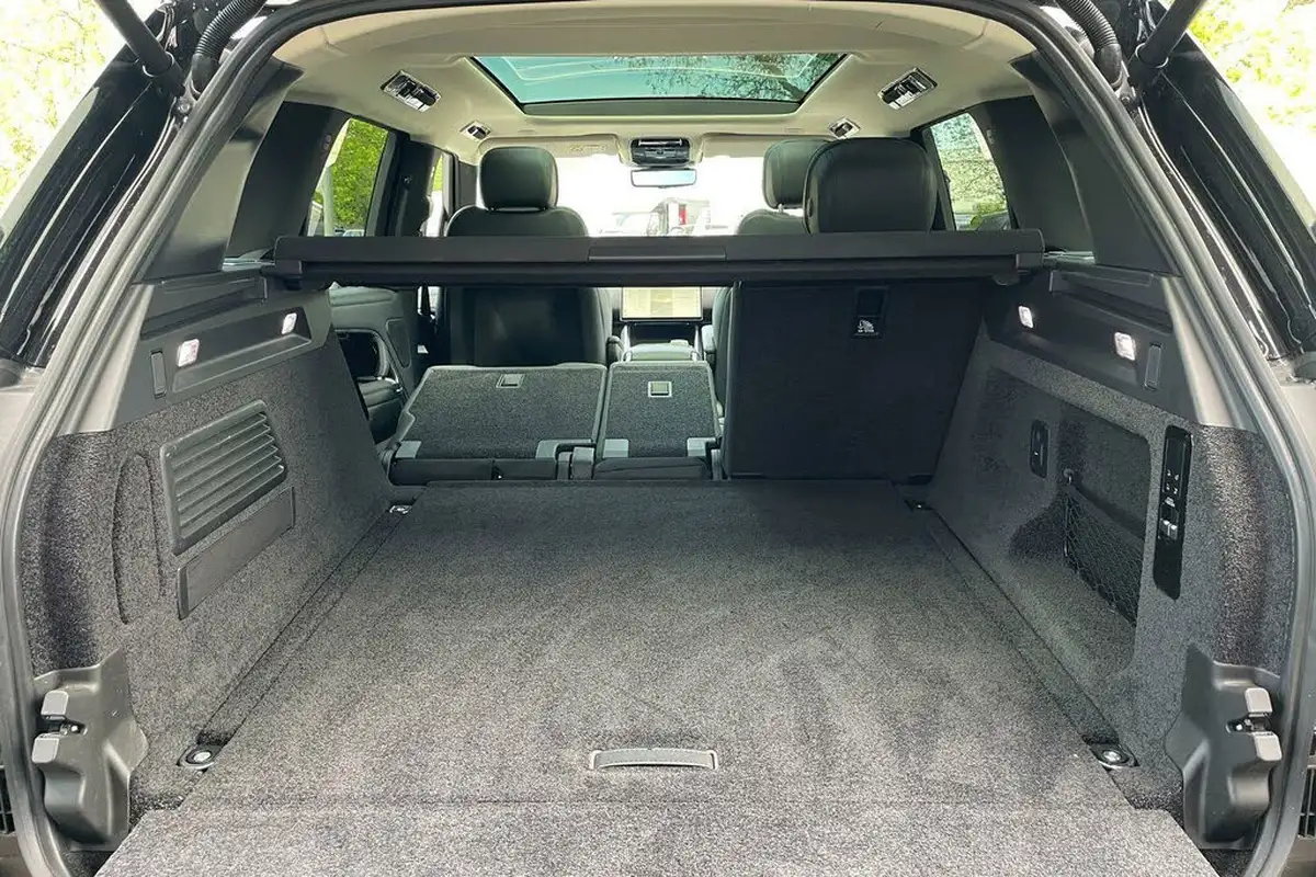 2023-land-rover-range-rover-30-d350-hse-big-44