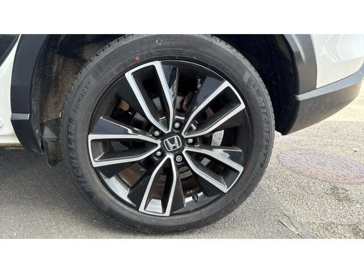 2022-honda-hr-v-15-i-mmd-elegance-big-12