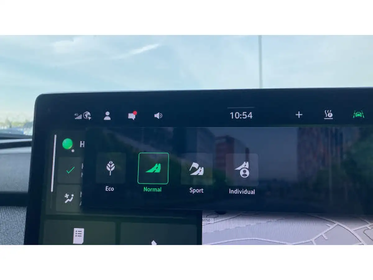2025-skoda-enyaq-e-85-edition-82-kwh-station-wagon-big-24