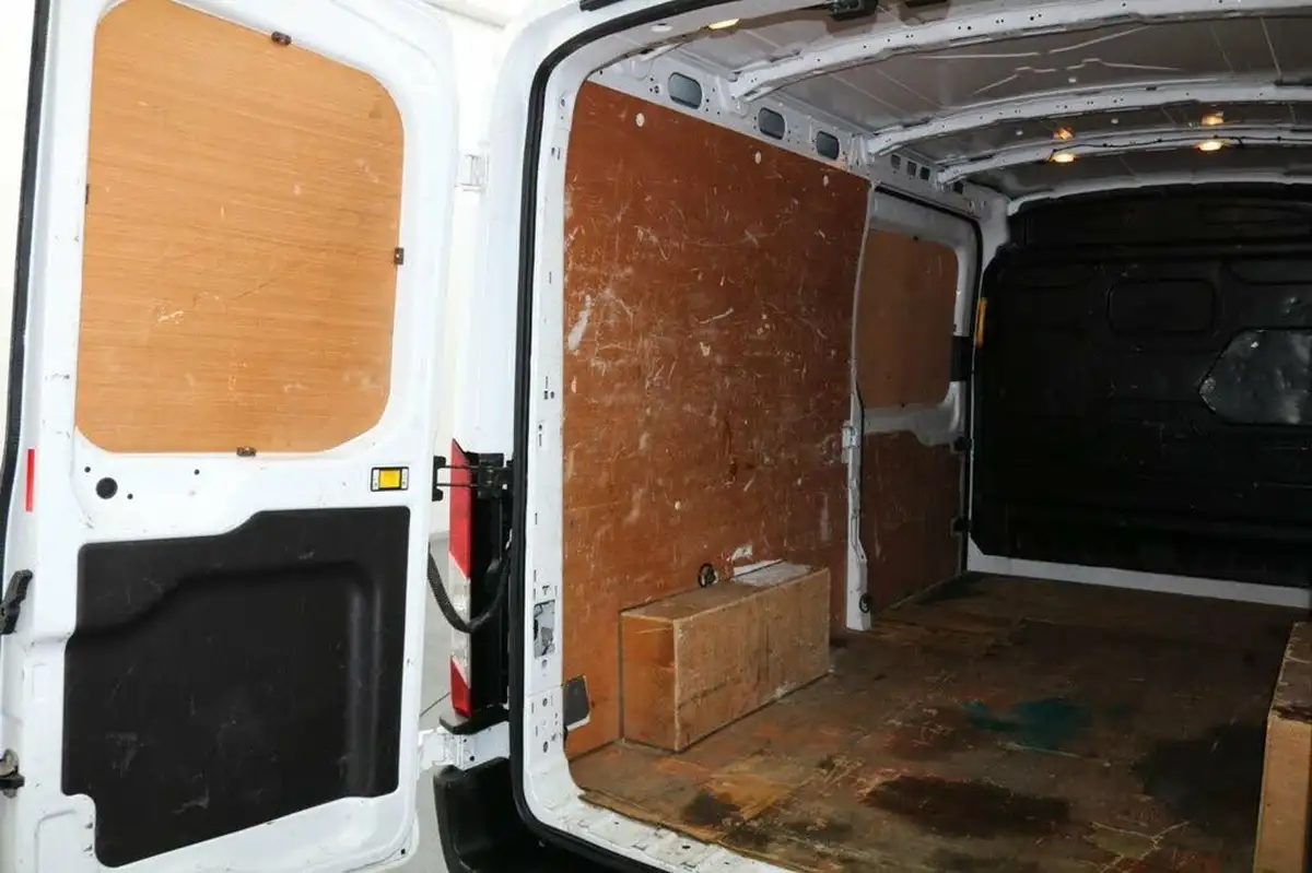 2022-ford-transit-big-14