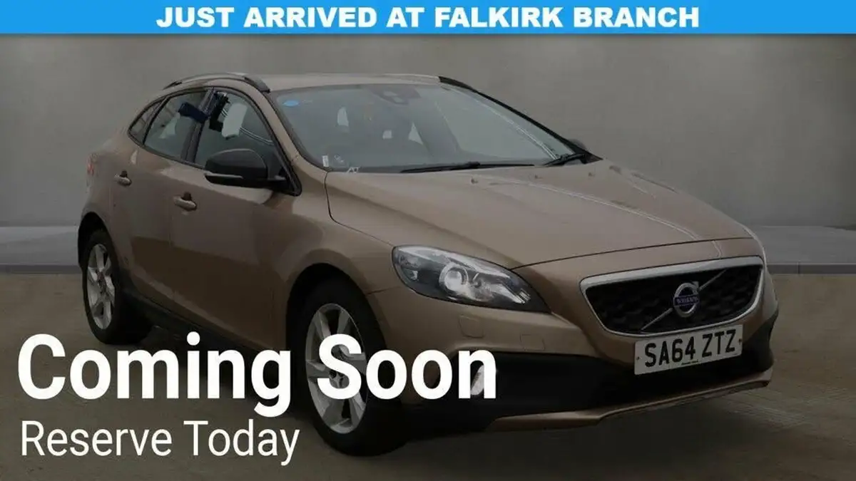 2014-volvo-v40-16td-d2-cross-country-lux-big-0